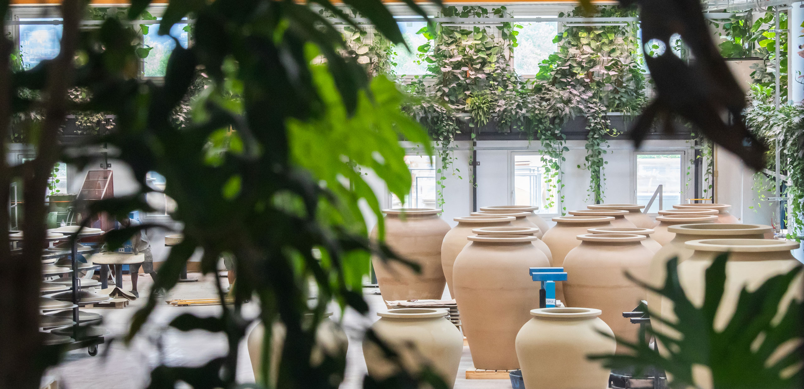 Company | Hand made amphoras